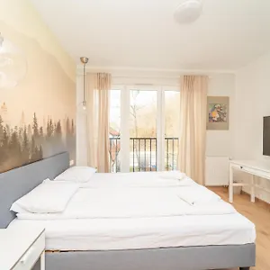 Comfortable 3city In By Renters Apartment